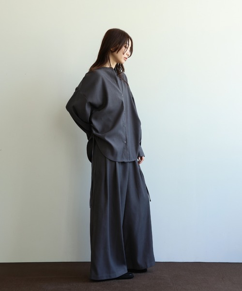 select MOCA Et(セレクトモカエト)の「【Et】Side Shirring Band Collar Shirt(シャツ/ブラウス・レディース・ブラウン/チャコール・FREE)」の14枚目の写真