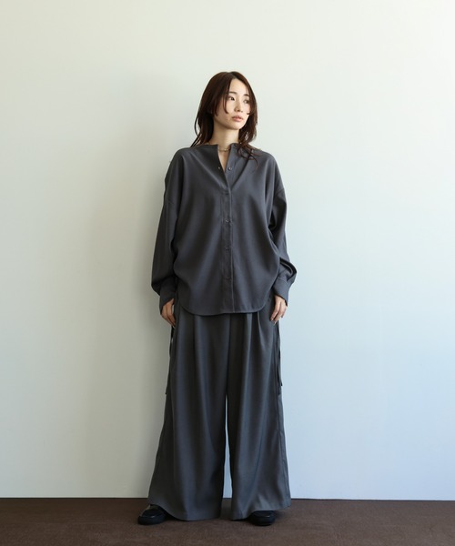 select MOCA Et(セレクトモカエト)の「【Et】Side Shirring Band Collar Shirt(シャツ/ブラウス・レディース・ブラウン/チャコール・FREE)」の3枚目の写真
