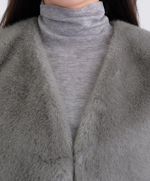 INDIVI（インディヴィ）の「ミンク調フェイクファージレ（ベスト・レディース・ナチュラル/グレー・38/34/13/05/15 ）」の9枚目の写真