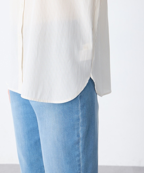 A/C DESIGN BY ALPHA CUBIC(エーシーデザインバイアルファキュービック)の「ストライプバンドカラーシャツ(シャツ/ブラウス・レディース・ベージュ/ライトグレー/ブラック・11号/9号/13号)」の21枚目の写真