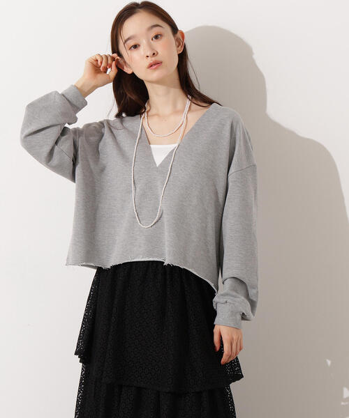 N.（N. Natural Beauty Basic）（エヌエヌナチュラルビューティーベーシック）の「Vネックスウェットプルオーバー（スウェット・レディース・ネイビー/ホワイト/グレー・MEDIUM）」の13枚目の写真