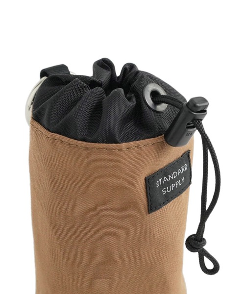 STANDARD SUPPLY(スタンダードサプライ)の「スタンダードサプライ / SIMPLICITY シンプリシティ / DRAW STRING CHARM POUCH ドローストリングチャームポーチ(ポーチ・レディース・モカ/マスタード/ネイビー/ブラック/チャコールグレー/ダークパープル/サンドベージュ/グリーン/ブルー/レッド/グレー/ダークブラウン・FREE)」の19枚目の写真