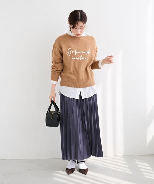 le.coeur blanc（ルクールブラン）の「《手洗い可能》マロンサテン変形プリーツスカート（スカート・レディース・ダークグレー/キャメル・38）」の4枚目の写真