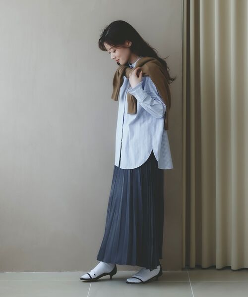 le.coeur blanc（ルクールブラン）の「《手洗い可能》マロンサテン変形プリーツスカート（スカート・レディース・ダークグレー/キャメル・38）」の16枚目の写真