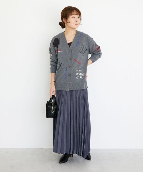 le.coeur blanc（ルクールブラン）の「《手洗い可能》マロンサテン変形プリーツスカート（スカート・レディース・ダークグレー/キャメル・38）」の17枚目の写真