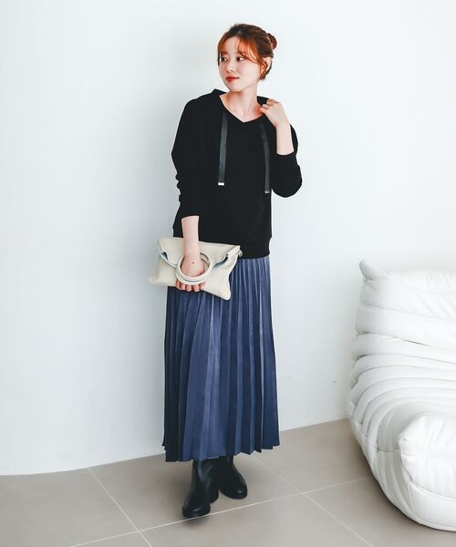 le.coeur blanc（ルクールブラン）の「《手洗い可能》マロンサテン変形プリーツスカート（スカート・レディース・ダークグレー/キャメル・38）」の19枚目の写真