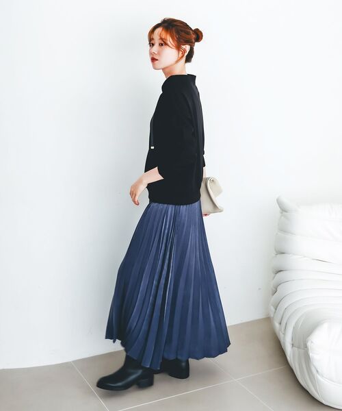 le.coeur blanc（ルクールブラン）の「《手洗い可能》マロンサテン変形プリーツスカート（スカート・レディース・ダークグレー/キャメル・38）」の20枚目の写真