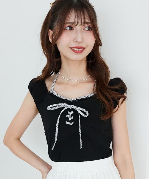 MAJESTIC LEGON(マジェスティックレゴン)の「配色ホルターネックトップス(Tシャツ/カットソー・レディース・ブラック/ピンクベージュ/ホワイト系その他2・MEDIUM)」の2枚目の写真
