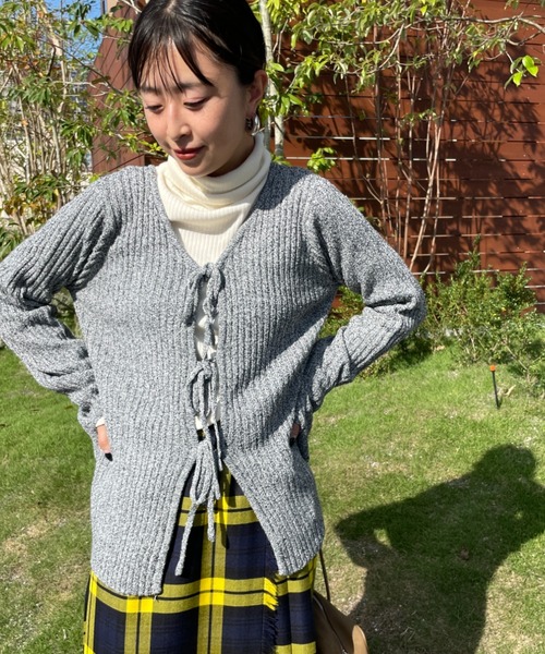 nenom（ネノム）の「[nenom/ネノム] 2WAY メランジリボン ニットカーディガン（カーディガン/ボレロ・レディース・グレイッシュベージュ/ヘザーグレー/ダークグレー・F）」の5枚目の写真