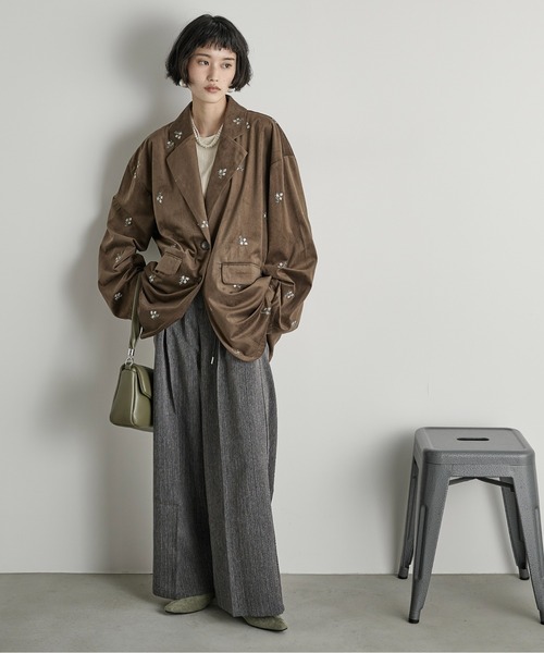 THE YOn（ザヨン）の「フラワーエンブロイダリーベロアジャケット（テーラードジャケット・レディース・ブラウン/ブラック・FREE）」の16枚目の写真