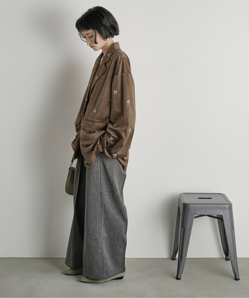 フラワーエンブロイダリーベロアジャケット（テーラード