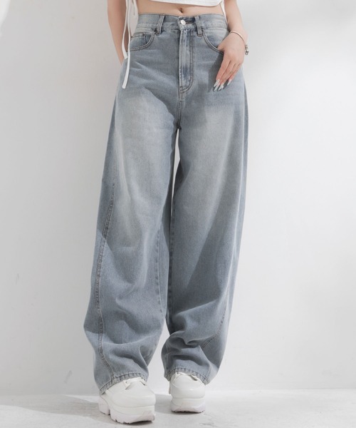 DearMyLoveRose(ディアマイラブローズ)の「バレルレッグシンプデニムパンツ(デニムパンツ・レディース・ブラック/サックスブルー/ブルー/インディゴブルー・SMALL/MEDIUM/LARGE)」の4枚目の写真