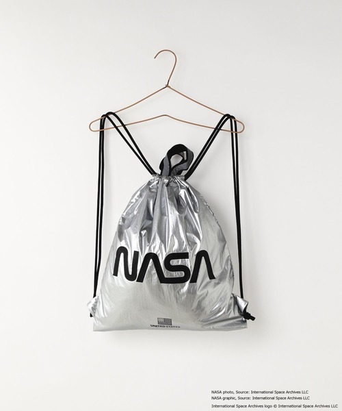 LOWRYS FARM(ローリーズファーム)の「NASAナップサック 593058(バックパック/リュック・キッズ・シルバー/ブラック/ホワイト・FREE)」の21枚目の写真