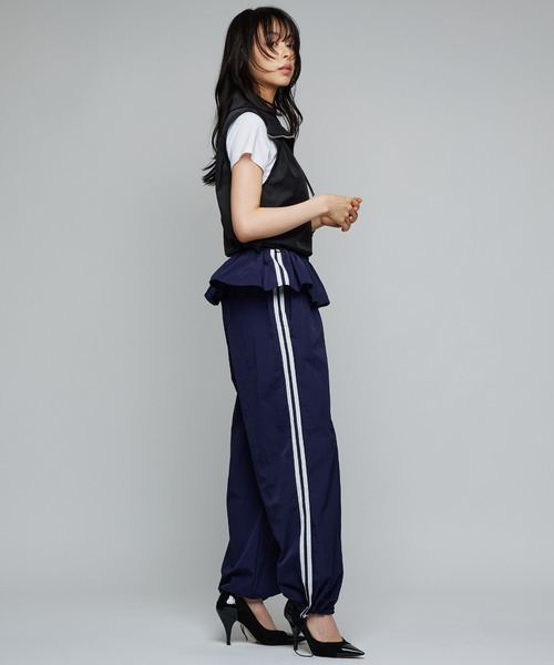 Narcissus(ナルシス)の「フリルトラックラインパンツ/ストリートパンツ/ラインパンツ《動画あり》(その他パンツ・レディース・ネイビー/ボルドー・FREE)」の9枚目の写真