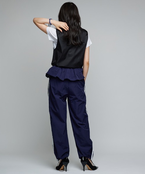 Narcissus(ナルシス)の「フリルトラックラインパンツ/ストリートパンツ/ラインパンツ《動画あり》(その他パンツ・レディース・ネイビー/ボルドー・FREE)」の10枚目の写真