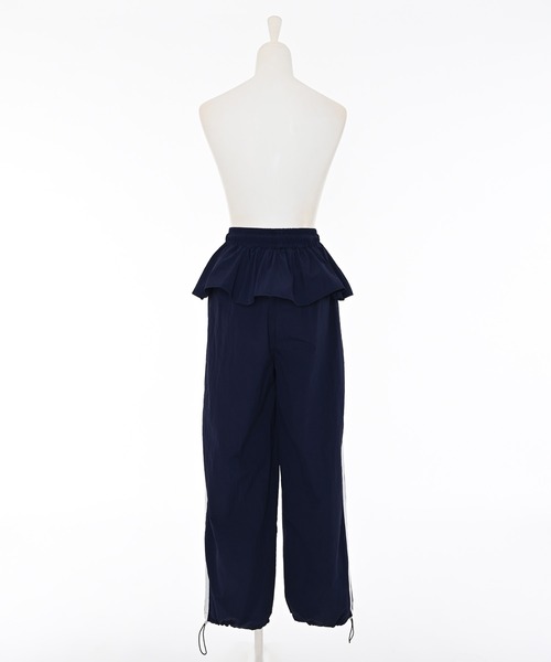 Narcissus(ナルシス)の「フリルトラックラインパンツ/ストリートパンツ/ラインパンツ《動画あり》(その他パンツ・レディース・ネイビー/ボルドー・FREE)」の15枚目の写真