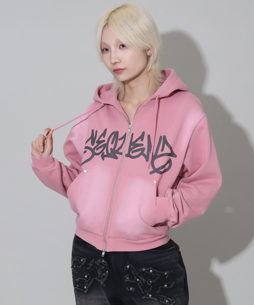 SEQUENZ/シークエンズ】logo Zip-up short hoodie/別注 ショート丈