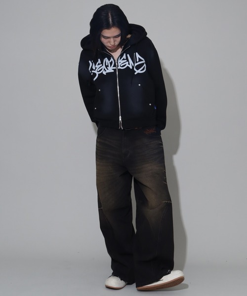 SEQUENZ（シークエンズ）の「【SEQUENZ/シークエンズ】logo Zip-up short hoodie/別注 ショート丈ジップアップ　ロゴパーカー（パーカー・メンズ・ブラック/ダークブラウン/ダークネイビー/ピンク・S/M/L）」の19枚目の写真