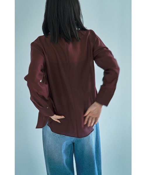 marjour(マージュール)の「SHIRRING TIE BLOUSE(シャツ/ブラウス・レディース・チャコールグレー/ダークパープル・M)」の8枚目の写真