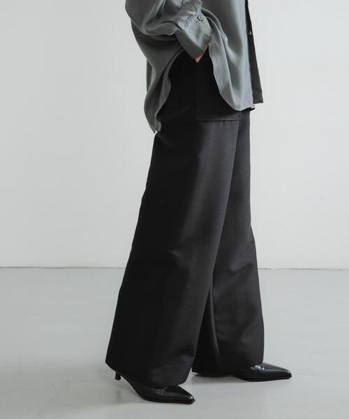 URBAN RESEARCH(アーバンリサーチ)の「new basic WOOL SILK WIDE PANTS(その他パンツ・レディース・ブラック・40/36/38)」の3枚目の写真