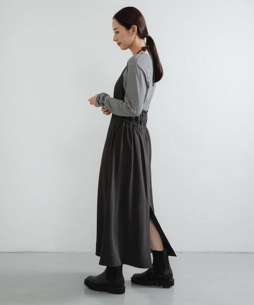 URBAN RESEARCH(アーバンリサーチ)の「ホルターネックキャミワンピース(ワンピース・レディース・チャコールグレー/ブラック・FREE)」の6枚目の写真