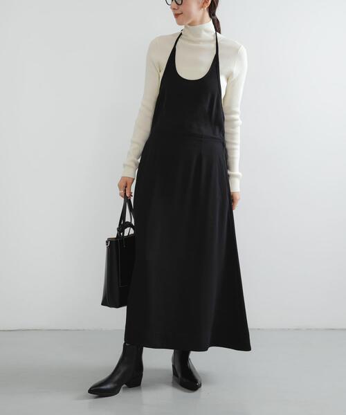 URBAN RESEARCH(アーバンリサーチ)の「ホルターネックキャミワンピース(ワンピース・レディース・チャコールグレー/ブラック・FREE)」の12枚目の写真