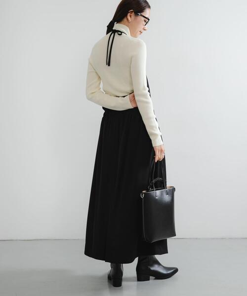 URBAN RESEARCH(アーバンリサーチ)の「ホルターネックキャミワンピース(ワンピース・レディース・チャコールグレー/ブラック・FREE)」の13枚目の写真