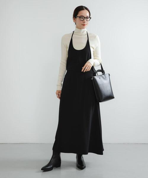 URBAN RESEARCH(アーバンリサーチ)の「ホルターネックキャミワンピース(ワンピース・レディース・チャコールグレー/ブラック・FREE)」の15枚目の写真