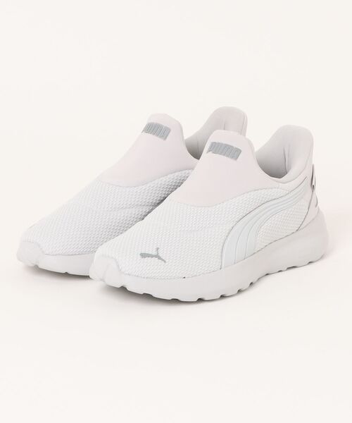 PUMA(プーマ)の「《PUMA》SOFTRIDE コスミック EASE IN(スリッポン・メンズ・ブラック/ネイビー/グリーン系その他/グレー系/グレー系その他/ブラック×ブラック・25.5cm/26.0cm/26.5cm/27.0cm/27.5cm/28.0cm/25.0cm/22.5cm/23.0cm/23.5cm/24.0cm/24.5cm)」の3枚目の写真