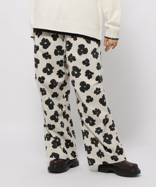 ニコアンド プリントコーデュロイパンツ cow柄 niko and - ニコアンド プリントコーデュロイパンツ Cow柄