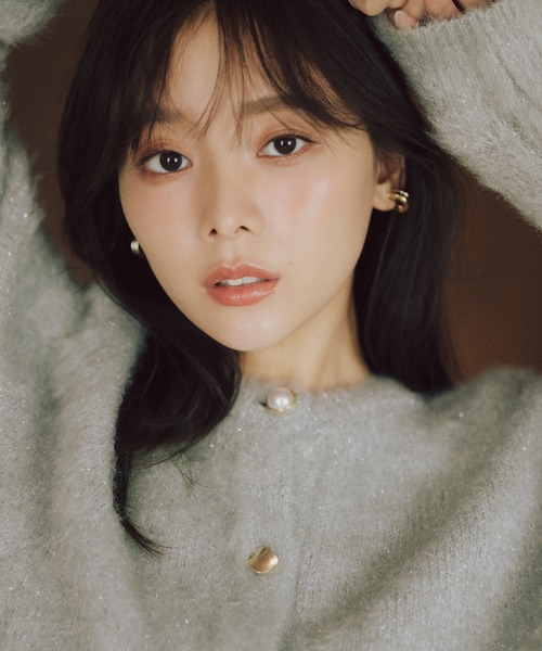 NATURAL BEAUTY BASIC(ナチュラルビューティーベーシック)の「◇【白宮みずほさんコラボカラー:ピンク】デザインボタンラメシャギーカーディガン(カーディガン/ボレロ・レディース・ライトグリーン/オフホワイト/グレイッシュベージュ/ピンク・FREE)」の1枚目の写真