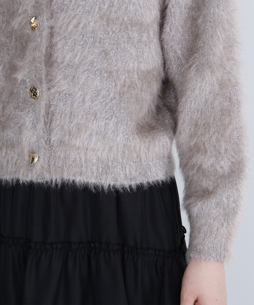 NATURAL BEAUTY BASIC(ナチュラルビューティーベーシック)の「◇【白宮みずほさんコラボカラー:ピンク】デザインボタンラメシャギーカーディガン(カーディガン/ボレロ・レディース・ライトグリーン/オフホワイト/グレイッシュベージュ/ピンク・FREE)」の6枚目の写真