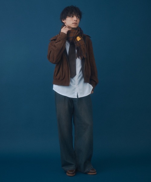 Zooodle(ズードル)の「Checkered Scarf - チェックスカーフマフラー -(マフラー・メンズ・ブラウン/ブルー・FREE)」の16枚目の写真