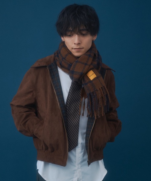 Zooodle(ズードル)の「Checkered Scarf - チェックスカーフマフラー -(マフラー・メンズ・ブラウン/ブルー・FREE)」の6枚目の写真