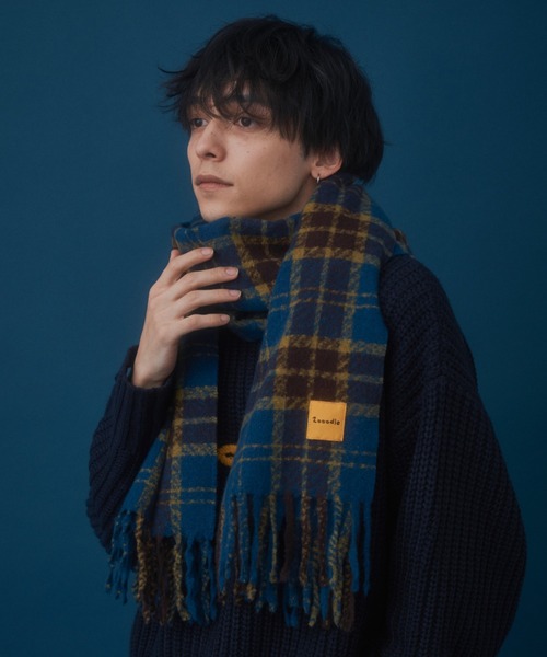 Zooodle(ズードル)の「Checkered Scarf - チェックスカーフマフラー -(マフラー・メンズ・ブラウン/ブルー・FREE)」の21枚目の写真