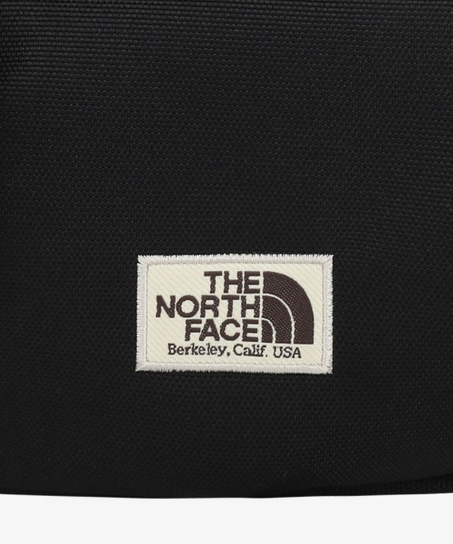 THE NORTH FACE(ザノースフェイス)の「THE NORTH FACE(ザ・ノースフェイス)/長さ調整可能 軽量 ワンポイント ショルダー クロス ミニバッグ/STANDARD CROSS BAG S(ショルダーバッグ・レディース・クリーム/ブラック/ブラウン/レッド・FREE)」の7枚目の写真