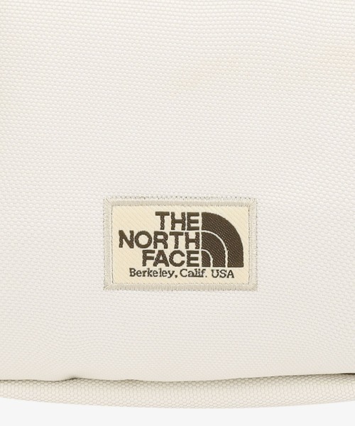 THE NORTH FACE(ザノースフェイス)の「THE NORTH FACE(ザ・ノースフェイス)/長さ調整可能 軽量 ワンポイント ショルダー クロス ミニバッグ/STANDARD CROSS BAG S(ショルダーバッグ・レディース・クリーム/ブラック/ブラウン/レッド・FREE)」の11枚目の写真