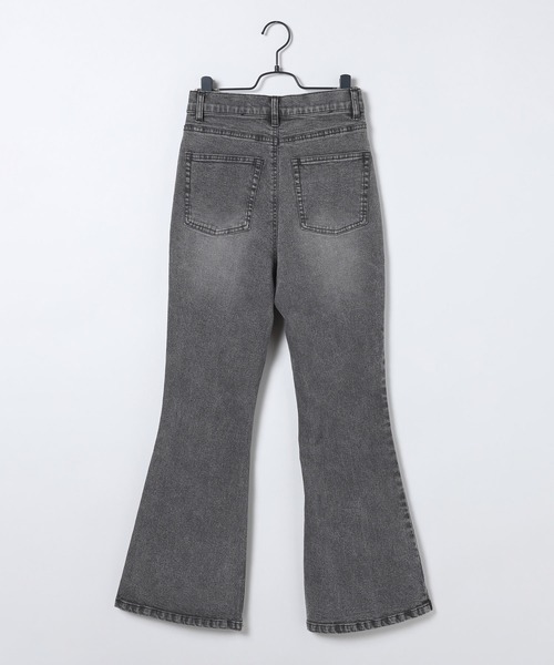 25quee】スタッズベルトツキフレアデニムパンツ/617732（デニムパンツ