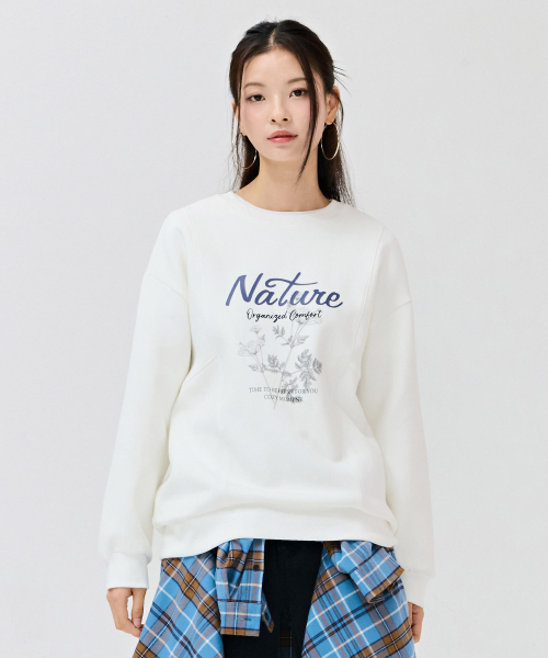 CHASECULT(チェイスカルト)の「レディース フラワーグラフィックスウェットシャツ - アイボリー(スウェット・レディース・アイボリー・90/85)」の4枚目の写真