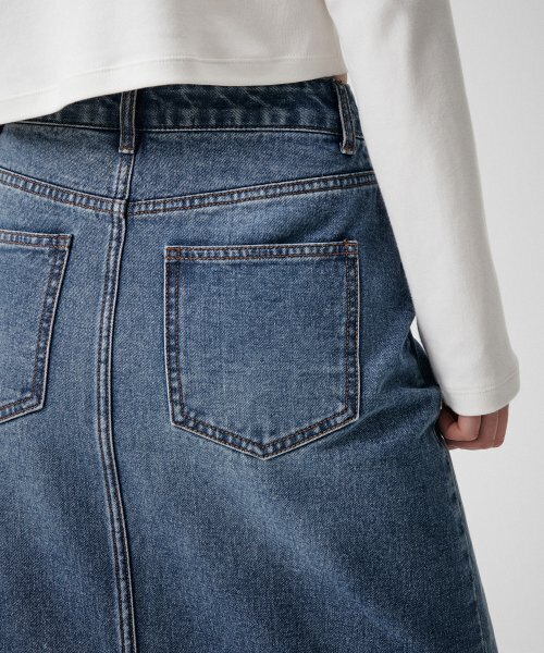 MUSINSA STANDARD WOMAN（ムシンサスタンダードウーマン）の「ウィメンズデニムマキシスカート[ミディアムインディゴ]（スカート・レディース・その他・SMALL/MEDIUM/LARGE/X-SMALL）」の8枚目の写真