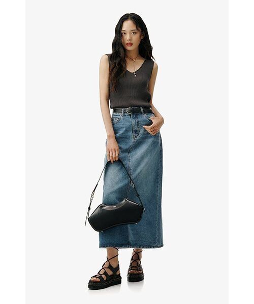MUSINSA STANDARD WOMAN（ムシンサスタンダードウーマン）の「ウィメンズデニムマキシスカート[ミディアムインディゴ]（スカート・レディース・その他・SMALL/MEDIUM/LARGE/X-SMALL）」の19枚目の写真