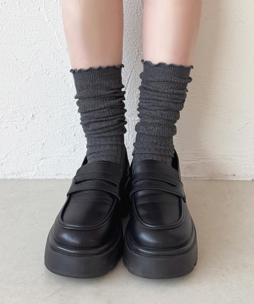 apres jour（アプレジュール）の「【apres jour×ARIAZ】ルーズソックス（ソックス/靴下・レディース・アイボリー/ブラック/ダークブラウン/ベージュ/グレー系その他・FREE）」の3枚目の写真