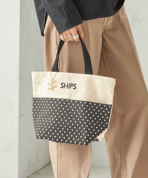 SHIPS（シップス）の「チャーム付き ポケット トート バッグ（トートバッグ・レディース・グレー/ブラック/ダークグレー・ONE SIZE）」の8枚目の写真