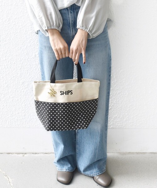 SHIPS（シップス）の「チャーム付き ポケット トート バッグ（トートバッグ・レディース・グレー/ブラック/ダークグレー・ONE SIZE）」の12枚目の写真