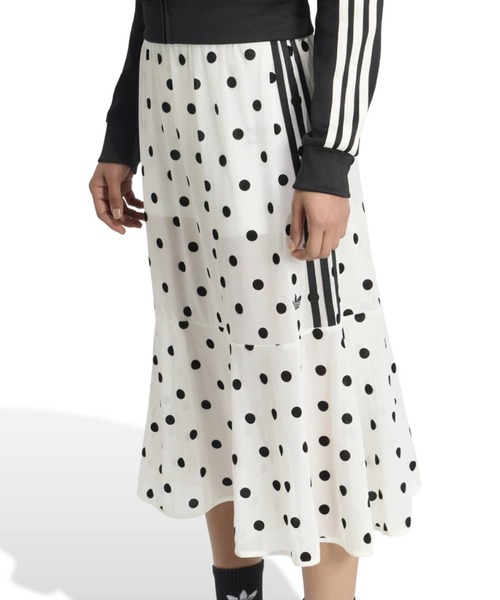 atmos（アトモス）の「adidas SHEER POLKA DOTS SKIRT / アディダス スカート（スカート・レディース・ホワイト・L/M/S）」の2枚目の写真