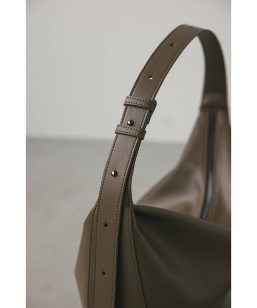 STYLEMIXER（スタイルミキサー）の「【ベストセラー】マンドリンショルダーバッグ（ショルダーバッグ・レディース・ブラウン/ブラック・FREE）」の6枚目の写真