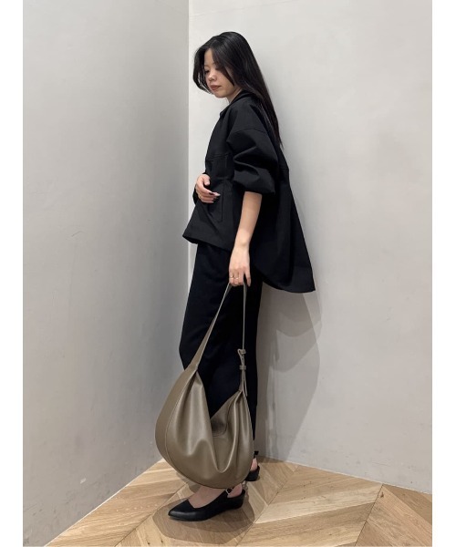 STYLEMIXER（スタイルミキサー）の「【ベストセラー】マンドリンショルダーバッグ（ショルダーバッグ・レディース・ブラウン/ブラック・FREE）」の17枚目の写真