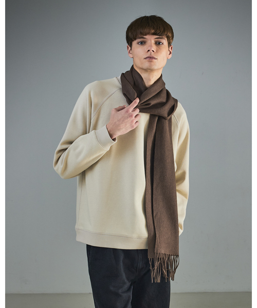 ABAHOUSE(アバハウス)の「ウール×カシミヤ フリンジ マフラー / ON・OFF兼用(マフラー・メンズ・ブラック/ワイン/ライトブラウン/ライトグレー・フリー)」の4枚目の写真