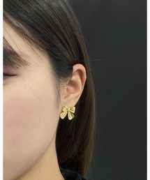 Alt due（オルトデュー）の「【Alt due/オルト デュー】リボンモチーフピアス（ピアス（両耳用））」