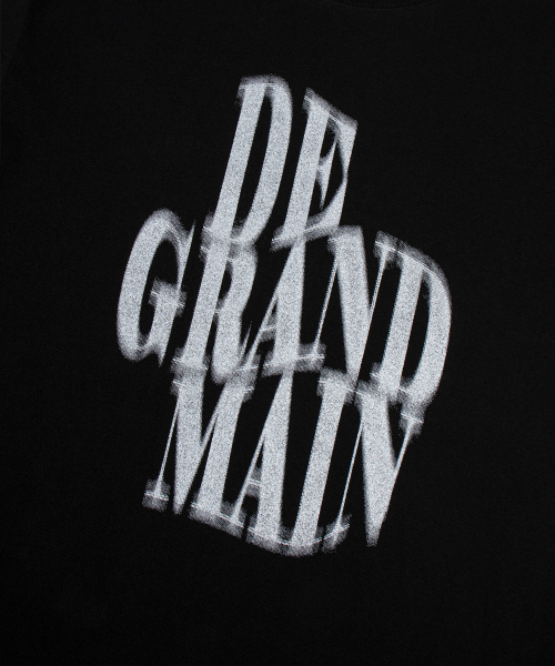 DE GRAND MATIN(ディグランドマーティン)の「BLURRY LOGO TEE_BLACK(Tシャツ/カットソー・レディース・その他・LARGE/MEDIUM)」の5枚目の写真